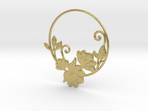 Pandora's pendant in Natural Brass