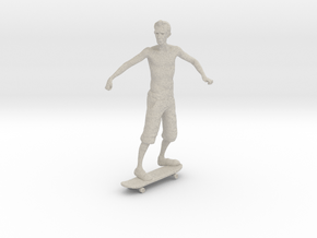 Skater 1:32 in Natural Sandstone