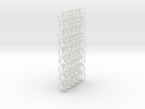 A 3D mesh & 2D chain in White Natural Versatile Plastic