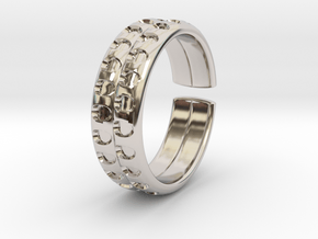 Large notched ring [sizable ring] in Rhodium Plated Brass