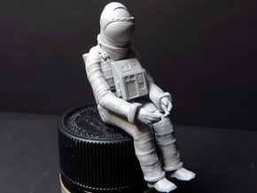 SPACE 2999 1/24 MOONBUGGY DRIVER in Smooth Fine Detail Plastic