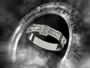 Stargate Ring S in Polished Silver: 10 / 61.5