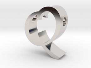 Letter Q pendant in Rhodium Plated Brass