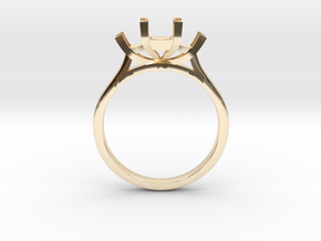 Princess cut 3 x stone engagement ring in 14K Yellow Gold