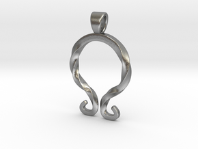 Omega [pendant] in Natural Silver