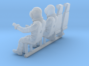 SPACE 2999 EAGLE MPC 1/48 COCKPIT SEATS W PILOTS in Tan Fine Detail Plastic