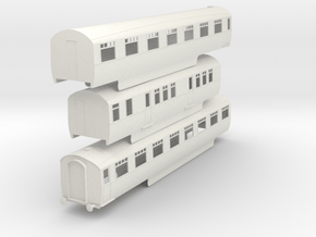 0-32-lner-silver-jubilee-C-D-triplet-coach in White Natural Versatile Plastic