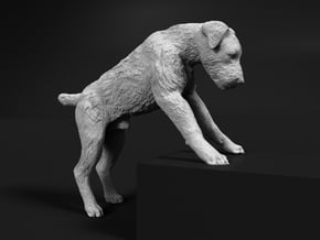 Wire Fox Terrier 1:87 Male with paws on elevation in Tan Fine Detail Plastic
