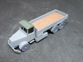 1/144 Faun L900 tank transporter with closed cabin in White Natural Versatile Plastic