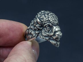 Bison Head Ring in Antique Silver: 11.5 / 65.25