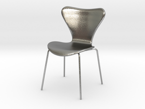 Fritz Hansen Series 7 Chair - 6.8cm tall in Natural Silver