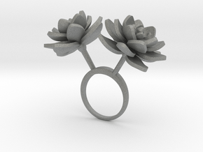 Ring with two large flowers of the Lotus in Gray PA12: 7.25 / 54.625