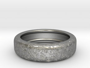 Rose Engraved Ring V2 in Natural Silver