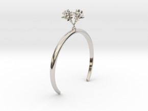 Bracelet with two small flowers of the Cherry R in Rhodium Plated Brass: Medium