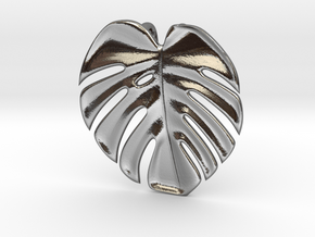 Monstera Pendant in Polished Silver