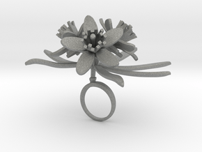 Ring with three large flowers of the Choisya in Gray PA12: 5.75 / 50.875