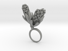 Ring with three large flowers of the Hyacinth in Gray PA12: 5.75 / 50.875