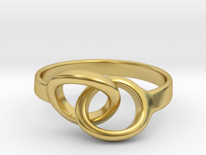 Linked [sizable ring] in Polished Brass