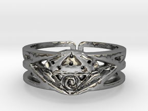 Golden Design Ring in Polished Silver