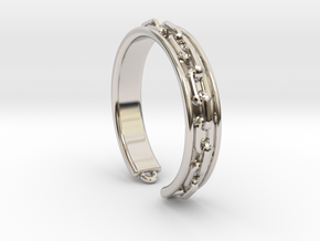 Chained ring [sizable] in Rhodium Plated Brass