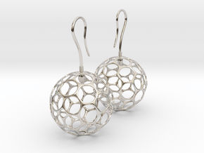 Fertilized Polyhedron Egg Earring in Platinum