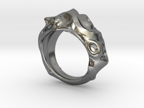 Conch Ring in Polished Silver