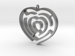 Heart maze pendant in Natural Silver