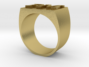 PM letter ring in Natural Brass