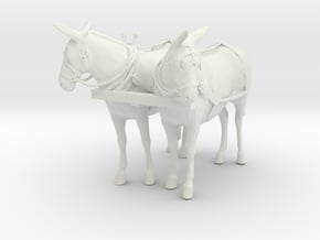 1:20.3 Scale Mule Team in White Natural Versatile Plastic