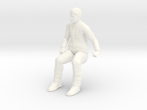 Land of the Giants - 1.35 - Fitzhugh Seated in White Processed Versatile Plastic