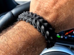 Hard Shred Cuff bracelet   Narrow  in Black PA12: Medium