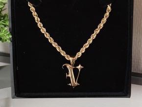 V pendant in Polished Brass
