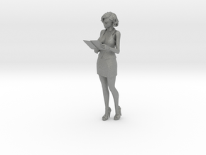 HO Scale Woman with Notepad in Gray PA12