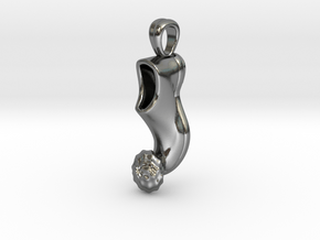 Tsaroukia [pendant] in Polished Silver