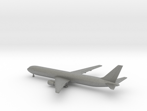 Boeing 767-400 in Gray PA12: 1:600