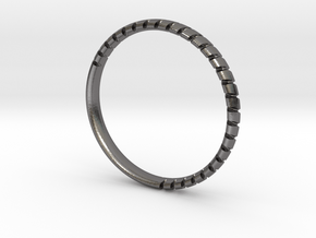 Spine-patterned bracelet | Size 7.9 Inch in Polished Nickel Steel