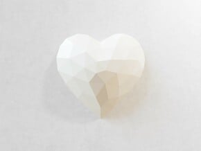 Low Poly Wall Art: Heart (Smooth Plastic) in White Smooth Versatile Plastic