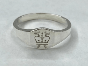 SEAS Signet Small Ring in Polished Silver: 3 / 44