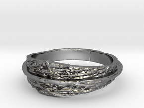 Rim Rugged Curvéd Ring in Fine Detail Polished Silver: 5 / 49