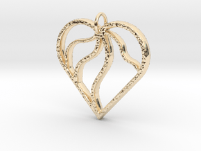 Rugged Heart Veíns Pendant in 14K Yellow Gold: Medium