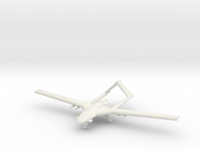1/300/400 Bayraktar TB2 Drone,  w.Undercarriage in White Natural Versatile Plastic: 1:300