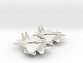 McDonnell Douglas F-15E Strike Eagle in White Natural Versatile Plastic: 1:400