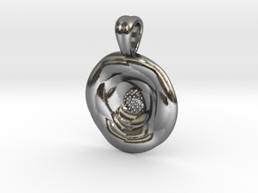 Flower [pendant] in Polished Silver