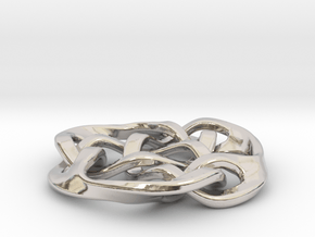 celtic knot 36mm in Platinum