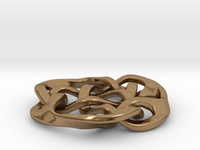 celtic knot 30mm in Natural Brass