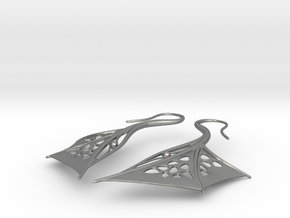 Wing Earrings in Natural Silver