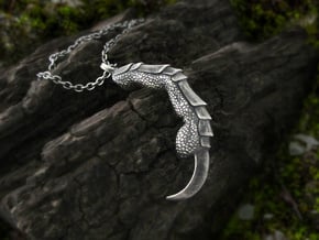 Single Raven Claw Pendant in Antique Silver