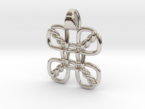 Clover knot in Rhodium Plated Brass