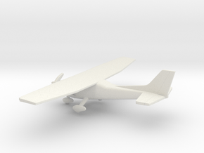 Cessna 172 Skyhawk in White Natural Versatile Plastic: 1:144
