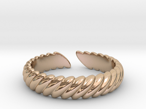 Twisted open ring [sizable ring] in 9K Rose Gold 